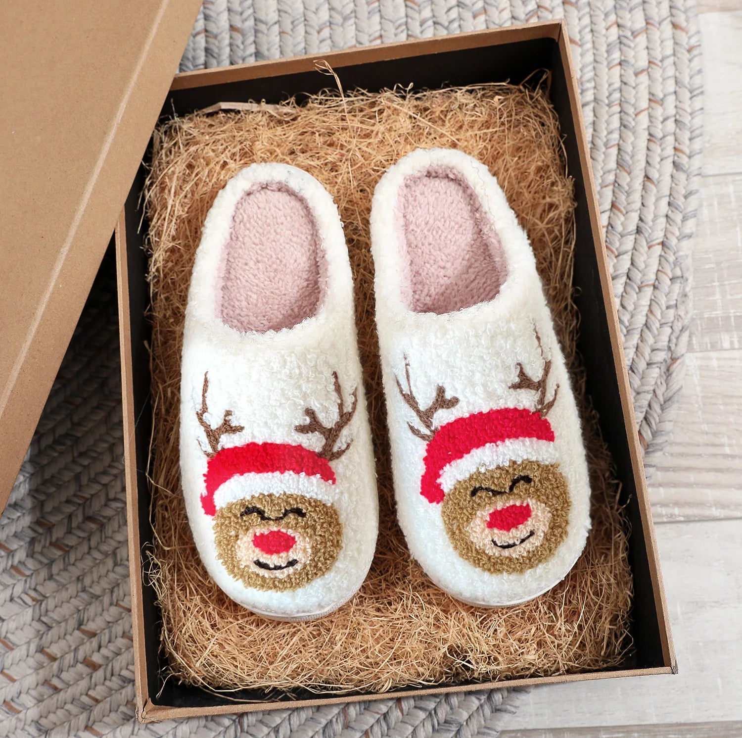 Christmas Bestseller: Grinch Cotton Slippers for Men and Women - Winter Fleece-Lined House Slippers