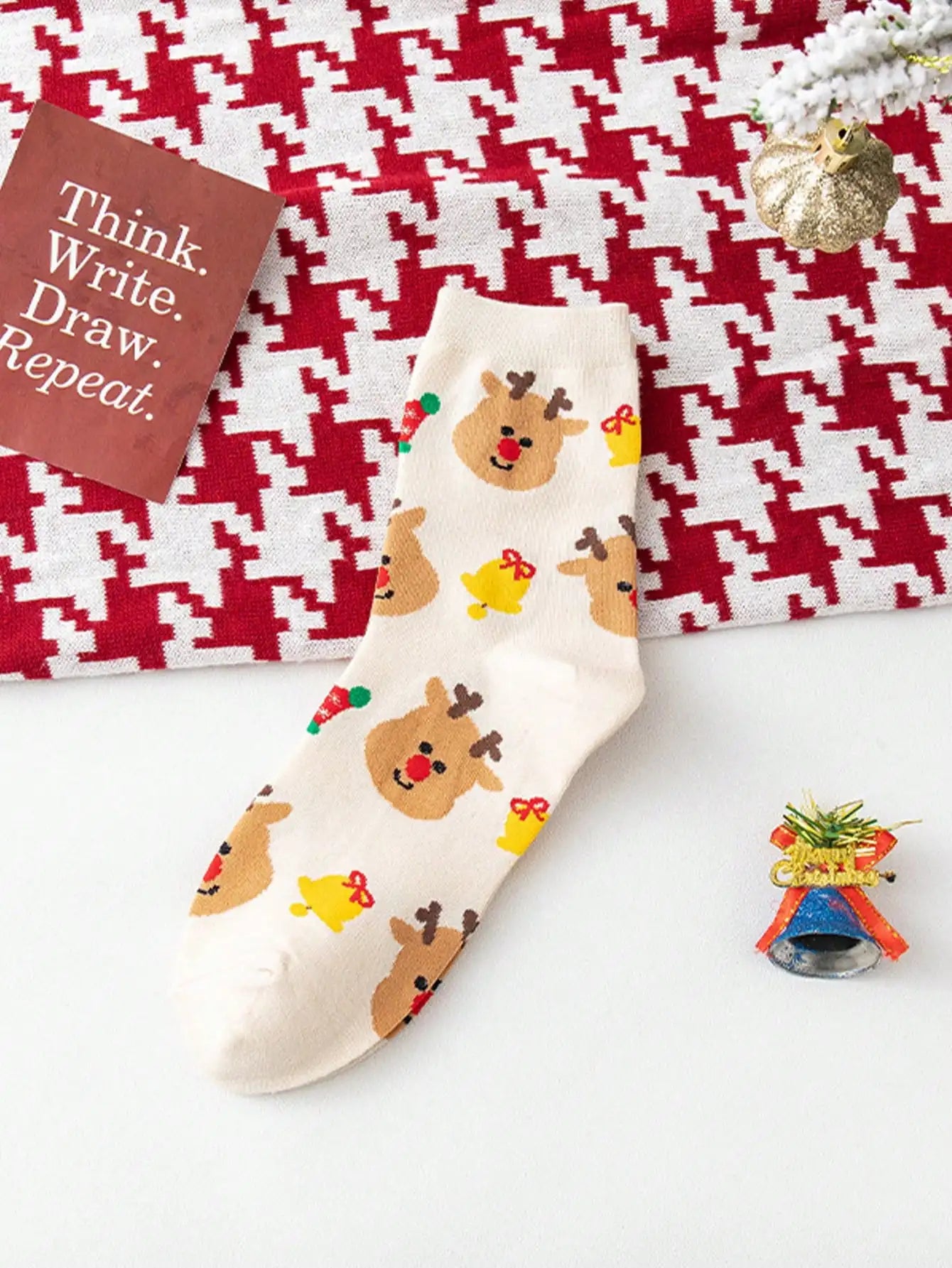 Christmas Themed Warm Cotton Socks Cute Feature Single Or Four Pairs Pack Holiday Cheerful Cozy Footwear