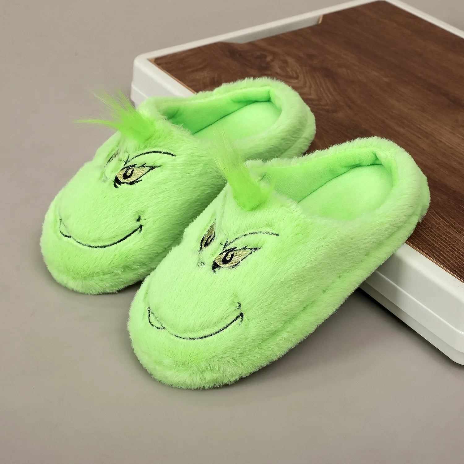 Christmas Warm Winter Cotton Slippers Couple Men Women Thick Bottom Soft Bottom Shoes Thick Non-slip Festival Decoration Gift